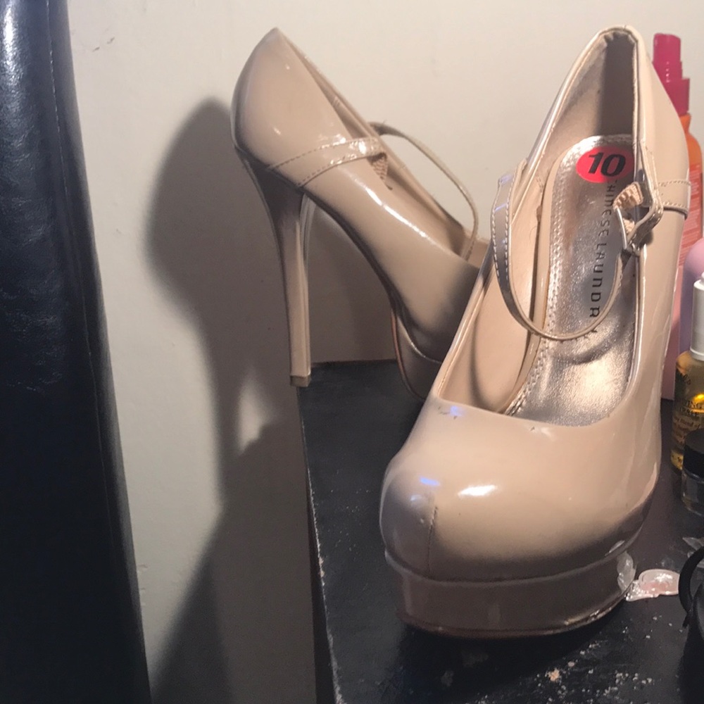 Chinese laundry Heels